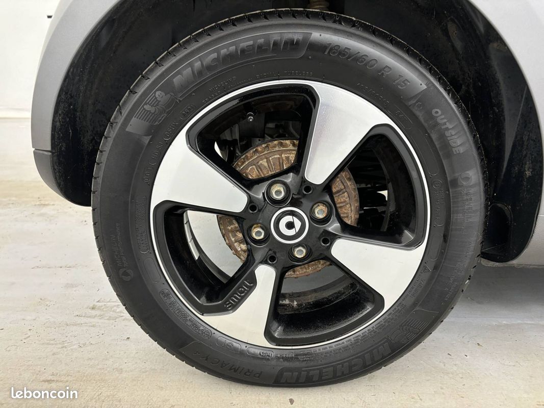 SMART Fortwo Coupé 82 ch Passion (image 21)