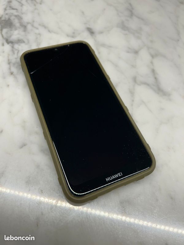 Téléphone mobile HUAWEI Y6 2019 + coque RUGGED SHIELD kaki (image 3)