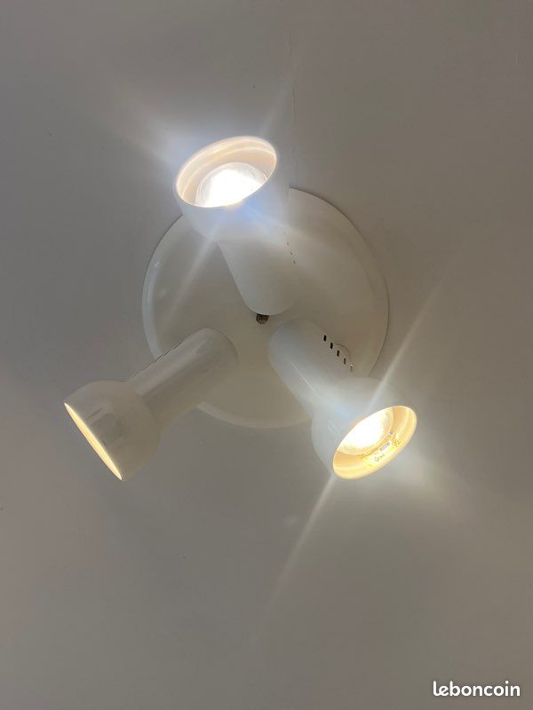 Plafonnier blanc orientable -3 ampoules (image 2)