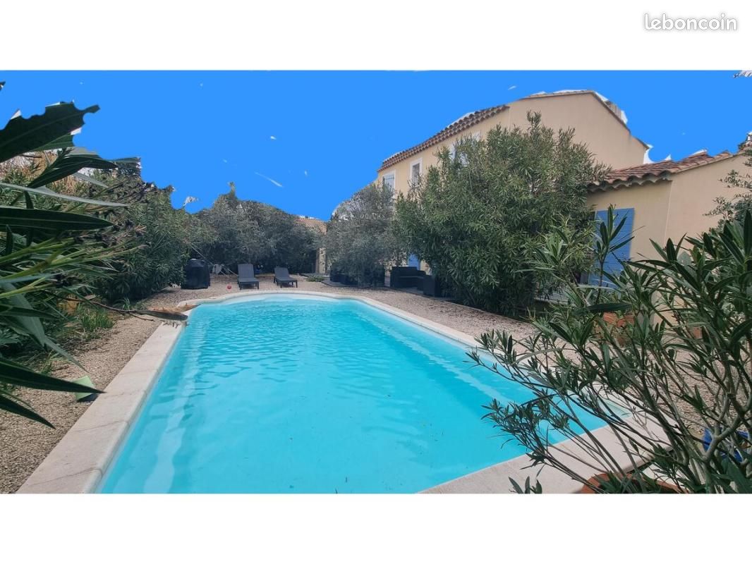 Maison 6 pièces 135 m² · à Cheval-Blanc · 135 m² · 598 500 €