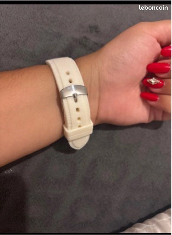 Montre blanche (image 2)
