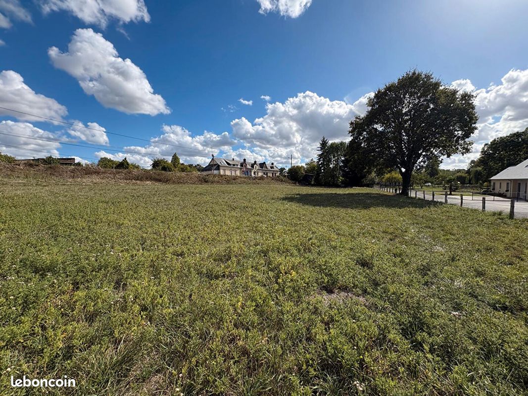 Terrain 3147 m² · au Bourgneuf-la-Forêt · 3 147 m² · 65 730 €