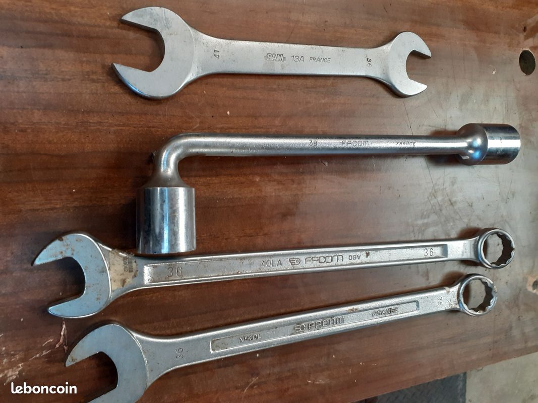 Clé à pipe : bien choisir au meilleur prix - Bricolage Facile