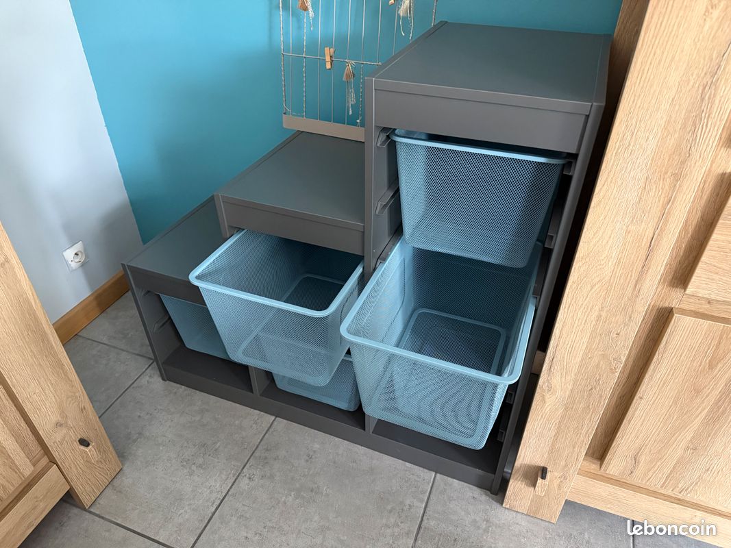 IKEA TROFAST - meuble de rangement enfant avec bacs metal Prix : 70 EUR (image 2)