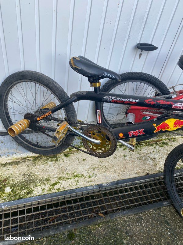 Velo bmx bicross noir et doré 21 pouces Vélos