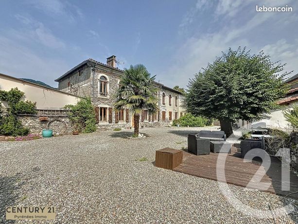 Maison 11 pièces 200 m²