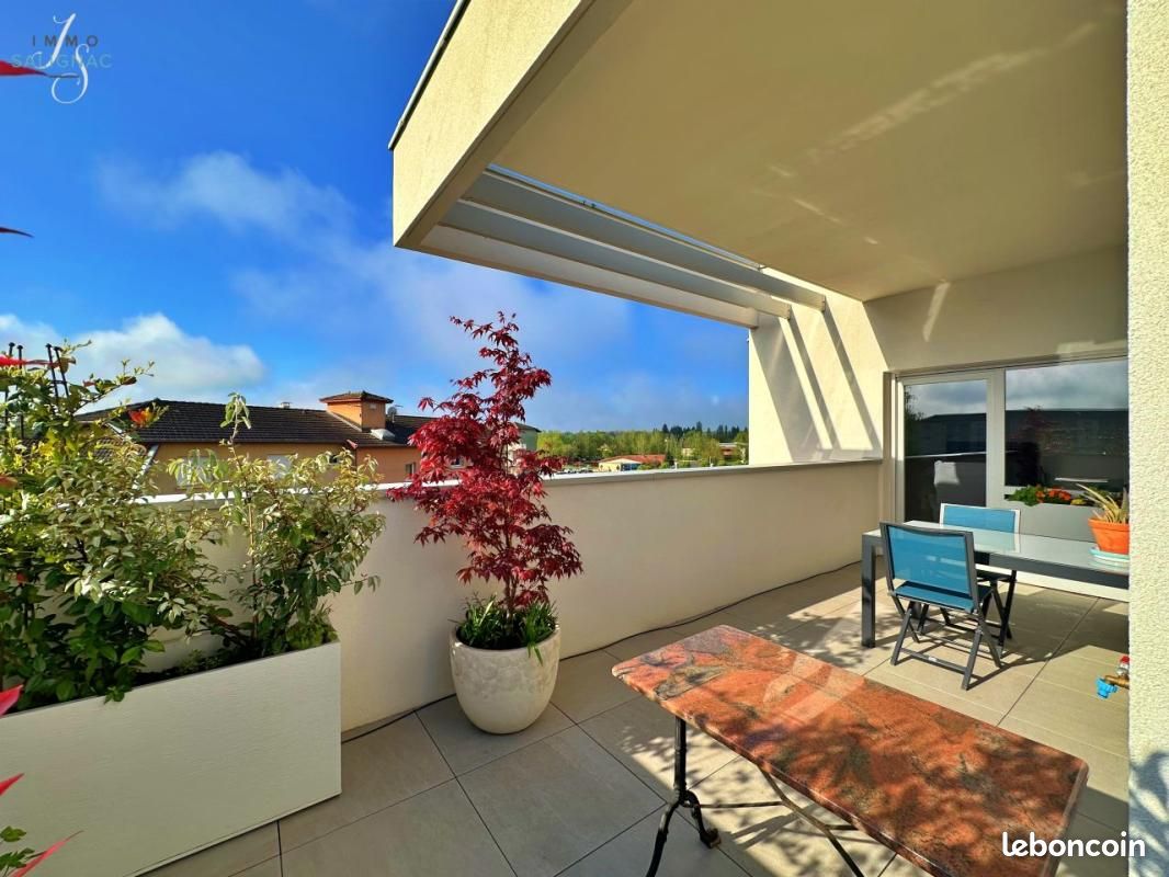 Appartement 4 pièces 92 m² · à Péronnas · 92 m² · 369 000 €