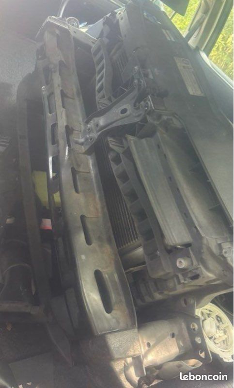 Bloc radiateur golf 6 1.4 essence (image 1)