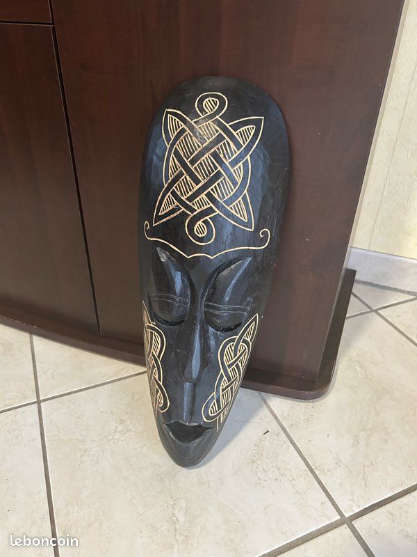 Masque africain (image 1)