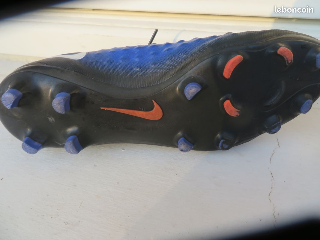 Chaussure foot Nike Magista Taille 44 (image 3)