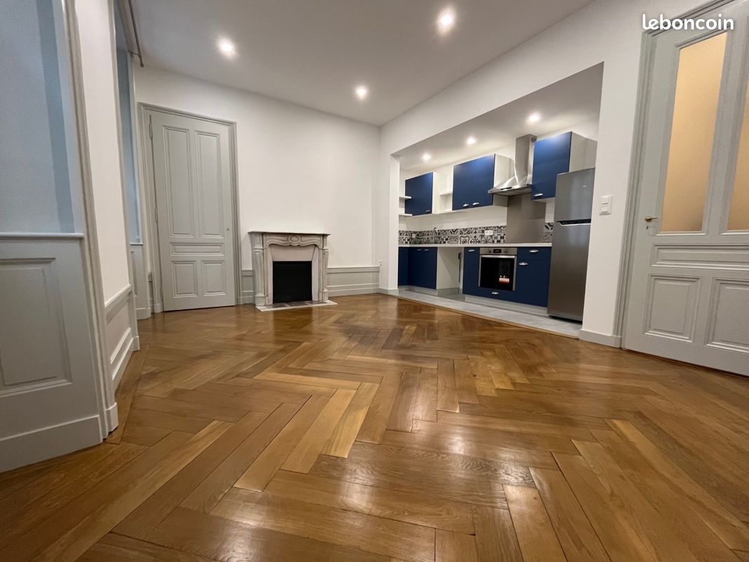 Appartement 3 pièces 85 m² · à Besançon · 85 m² · 910 €/mois