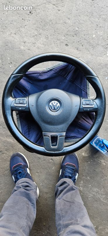 Volant vw golf passat (image 1)