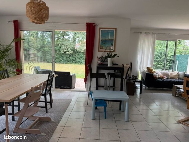 Maison 6 pièces 160 m² · à Lescar · 160 m² · 1 600 €/mois