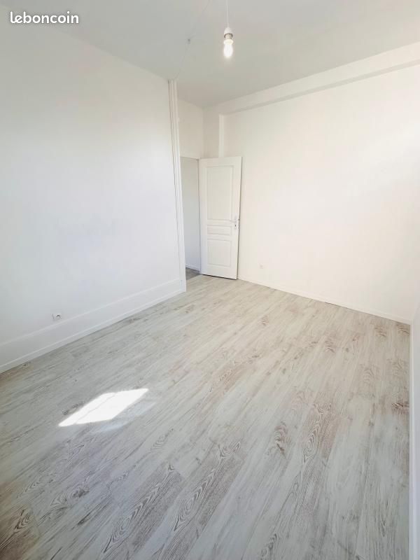 Appartement a louer neuilly-plaisance - 2 pièce(s) - 48 m2 - Surfyn