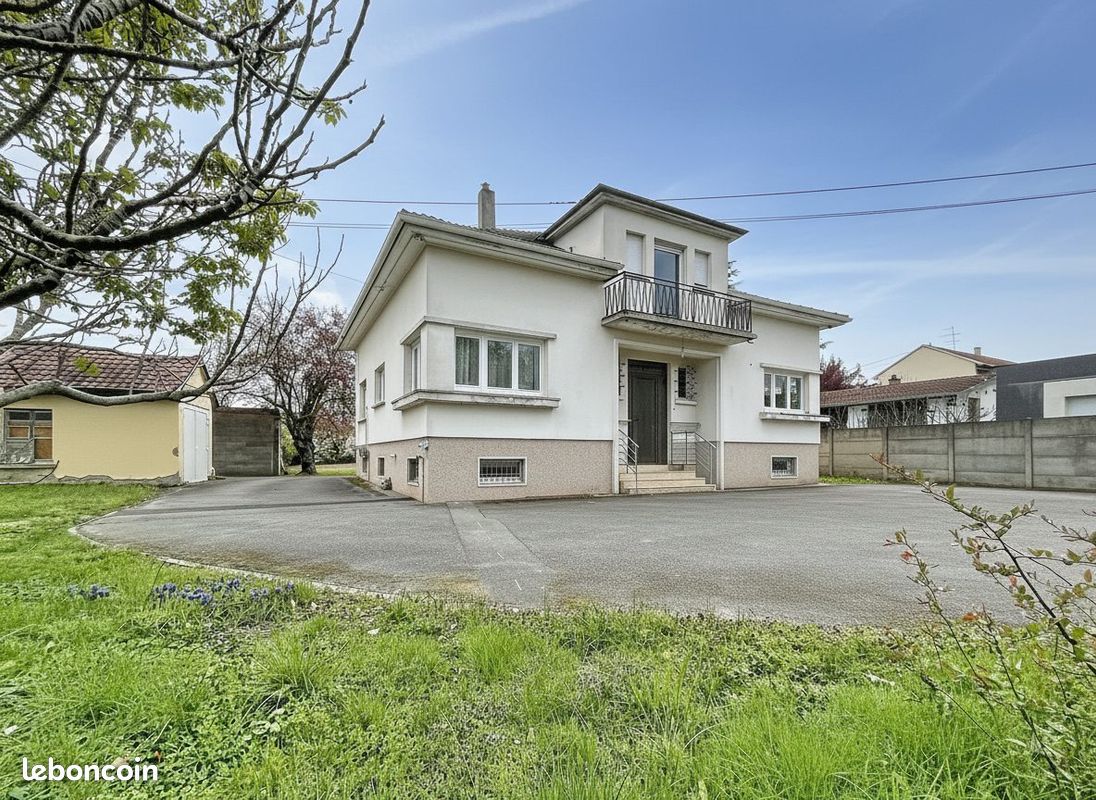 Maison 8 pièces 190 m² · à Kingersheim · 190 m² · 379 000 €