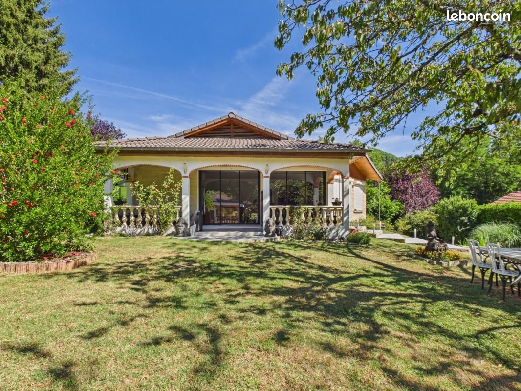 Maison 3 pièces 177 m² · à Varacieux · 177 m² · 420 000 €