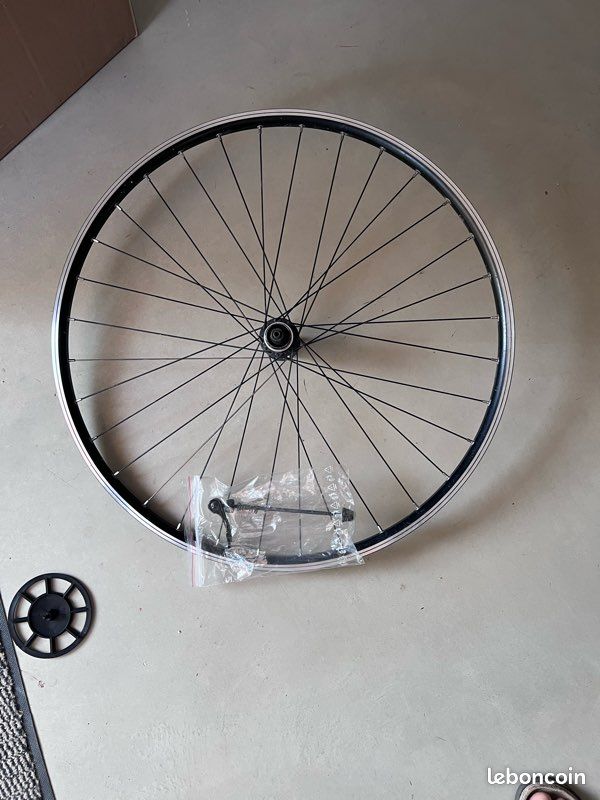 Roue arrière 28 pouces / 700C Shimano FH-TX505 – disque Center Lock (image 1)
