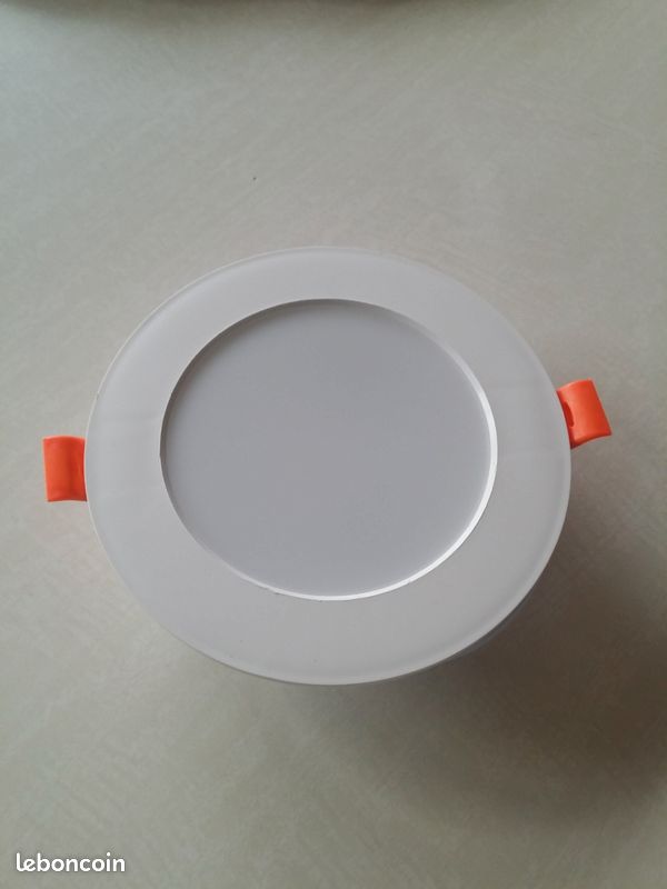 Spot led extra-plat 9W (image 1)