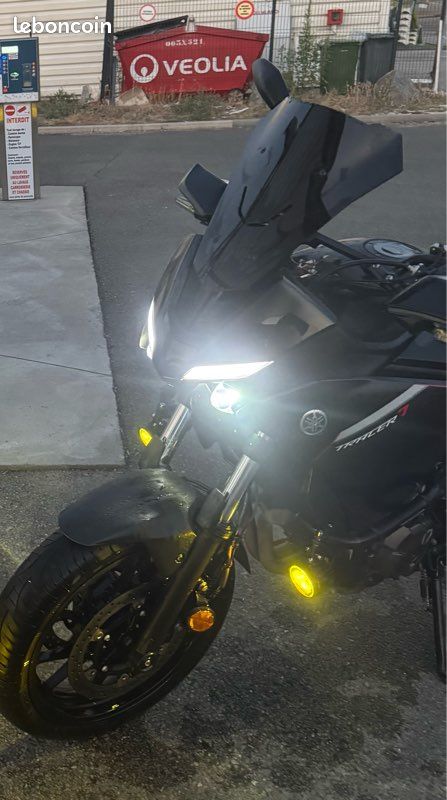 Yamaha Tracer 700 A2 - Ligne Akrapovic - Feux Additionnels - Top Case (image 3)