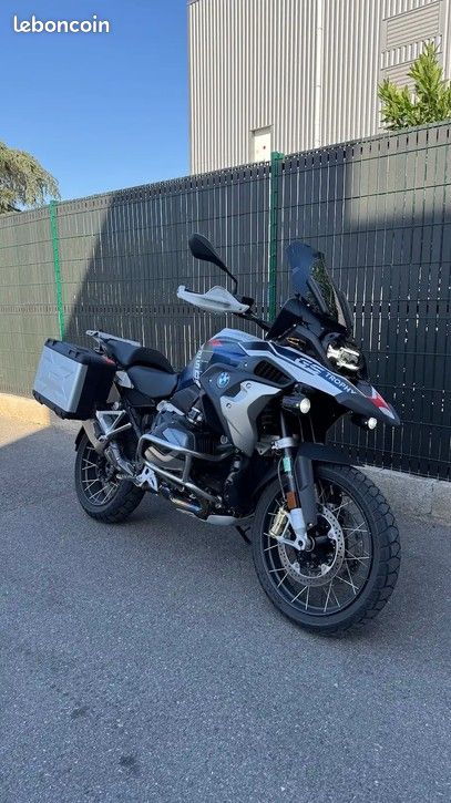 BMW 1250 GS TROPHY - Full options (image 1)