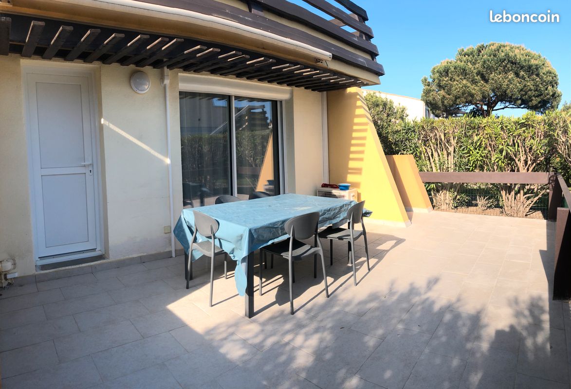 Appartement T2 cabine 4 personnes avec piscine résidence tennis village Cap d'Agde (image 1)