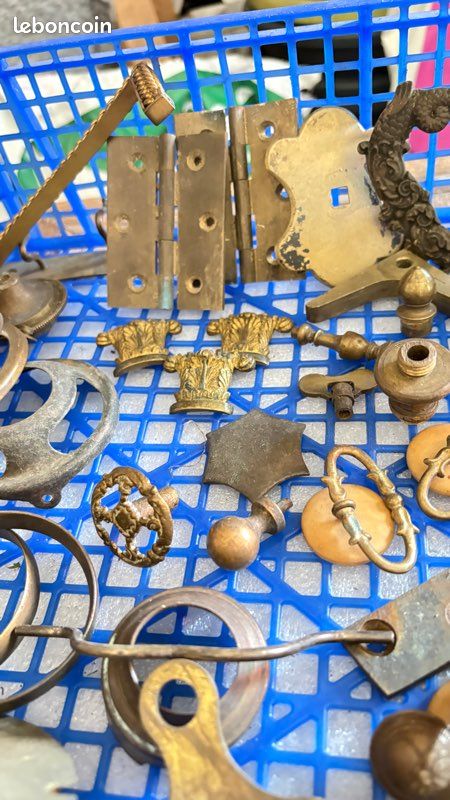 Divers objets en laiton (image 8)