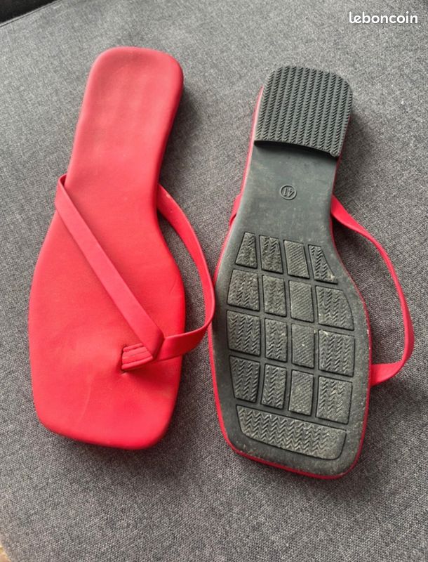 Tongs rouge (image 2)