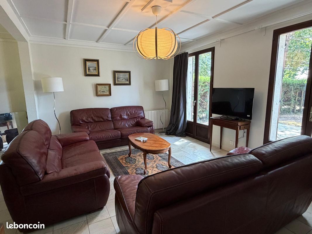 Maison 5 pièces 155 m² · à Lamorlaye · 155 m² · 2 100 €
