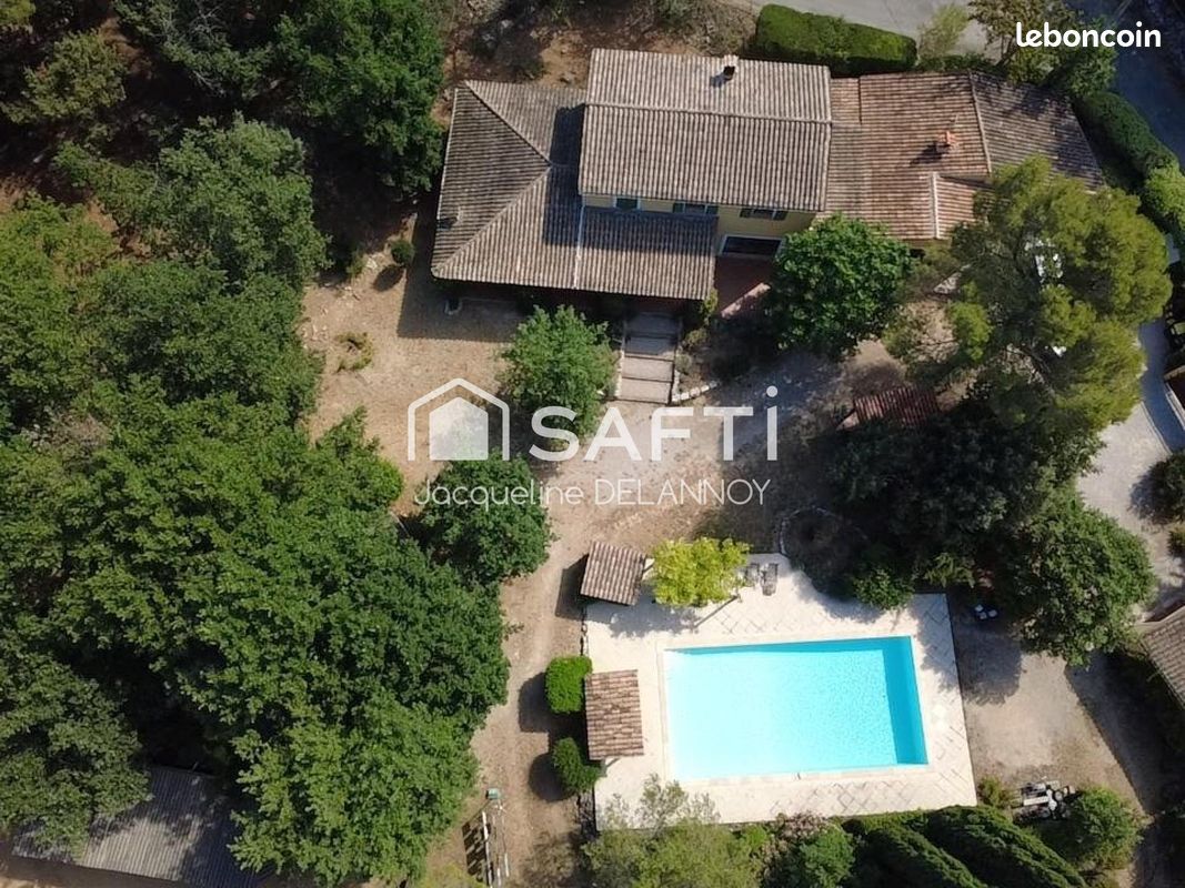 Maison 5 pièces 197 m² · à Fayence · 197 m² · 749 000 €