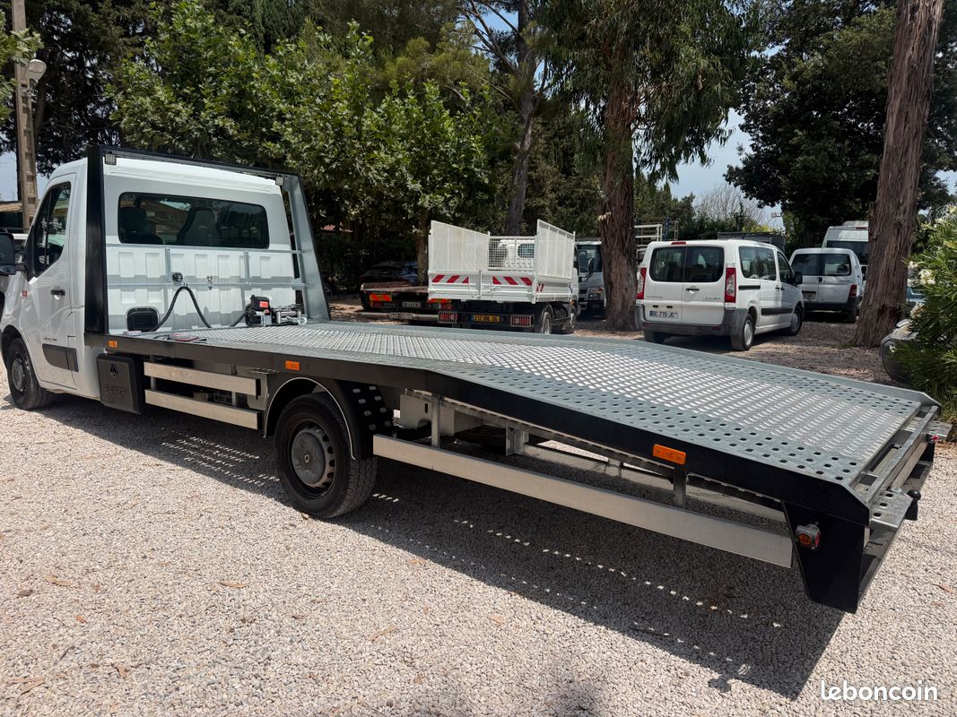Renault Master Plateau / dépanneuse /porte voiture (image 3)