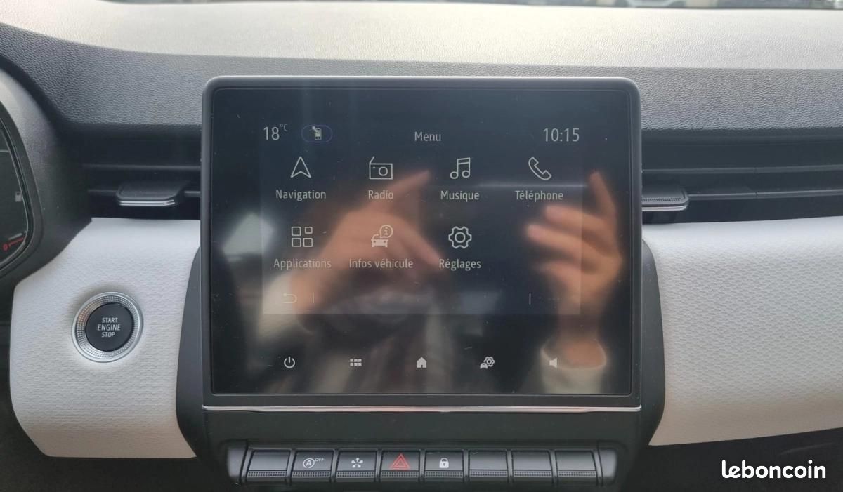 Renault Clio / Garantie 12 mois (image 21)