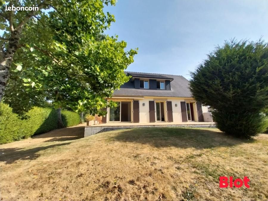 Maison 6 pièces 142 m² · à Erbrée · 142 m² · 225 750 €