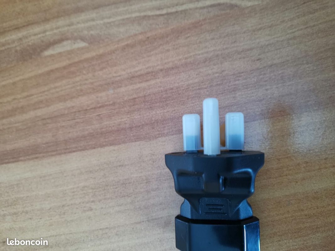 Adaptateur de voyage eu - uk fiche electrique (image 4)