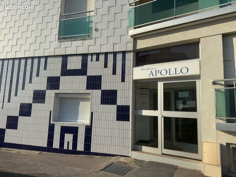 Studio très proche mer entièrement rénové (image 9)