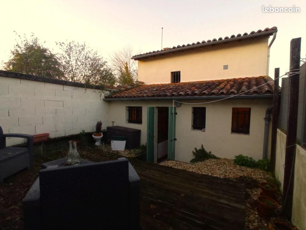 Maison 46 m² Aubeterre Sur Dronne - Aubeterre-sur-Dronne 16390 (image principale 7)