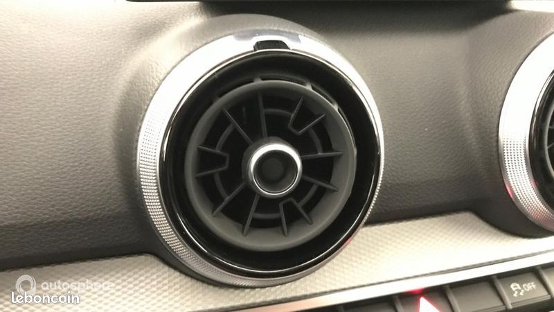 Audi Q2 35 TFSI 150ch Design S tronic 7 (image 26)