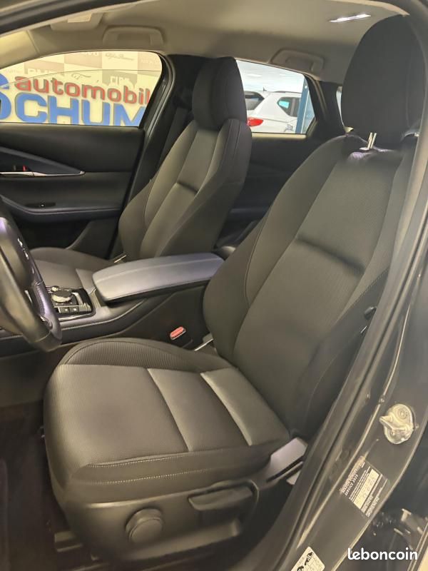Mazda CX-30 2.0 Selection AWD / 4 ROUES MOTRICES (image 8)