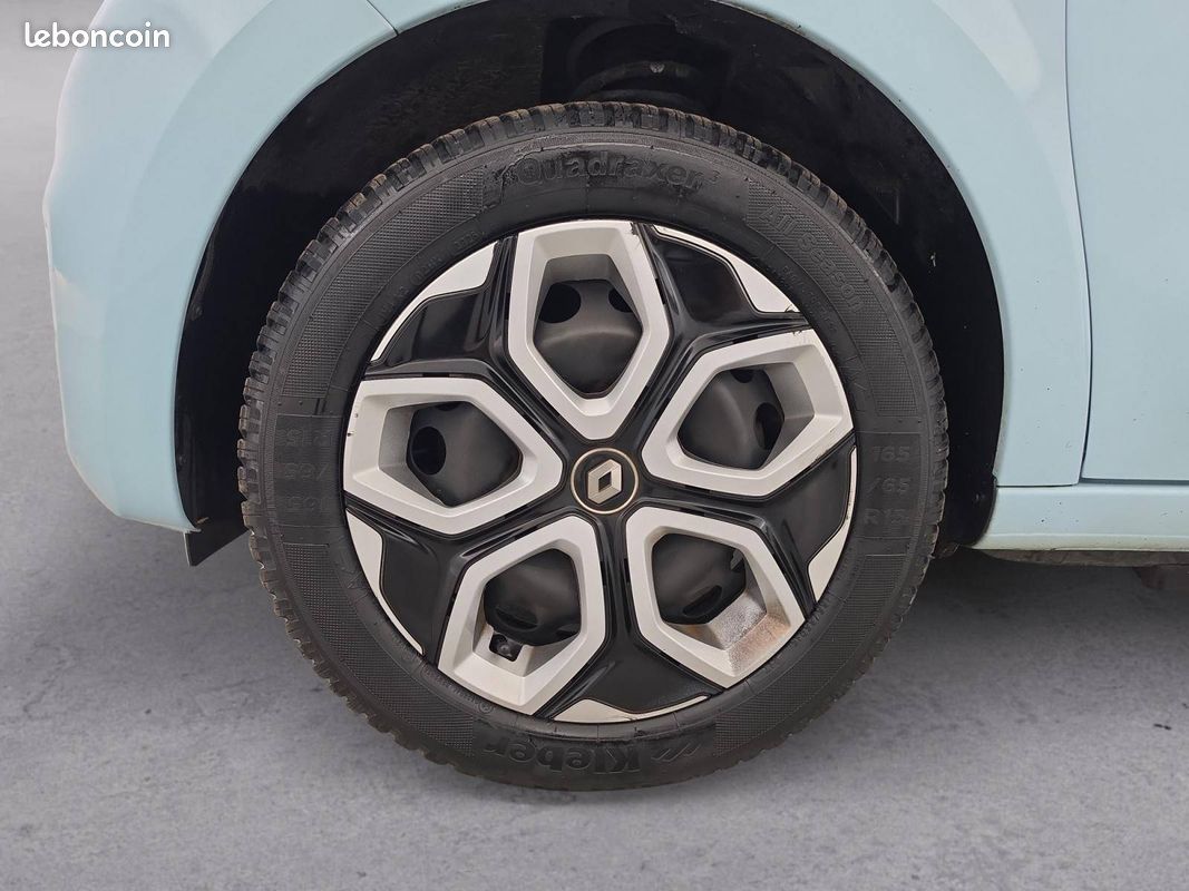 RENAULT Twingo III E-Tech Equilibre (image 19)