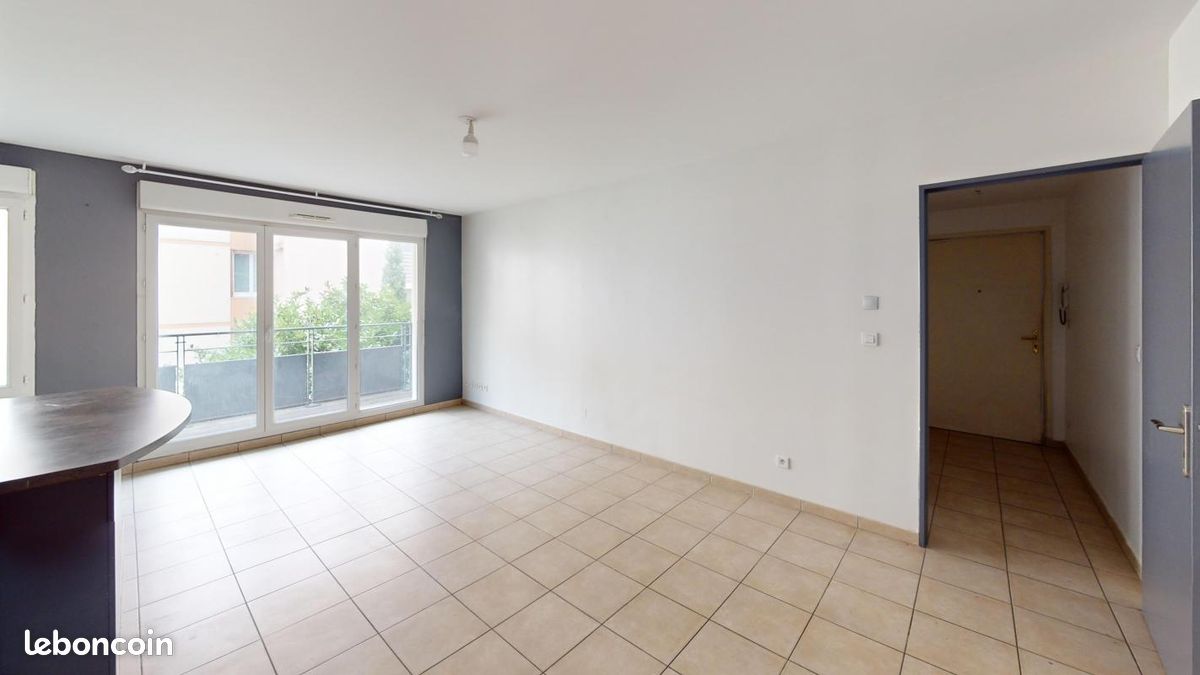 Appartement a louer vaulx-en-velin - 3 pièce(s) - 60 m2 - Surfyn