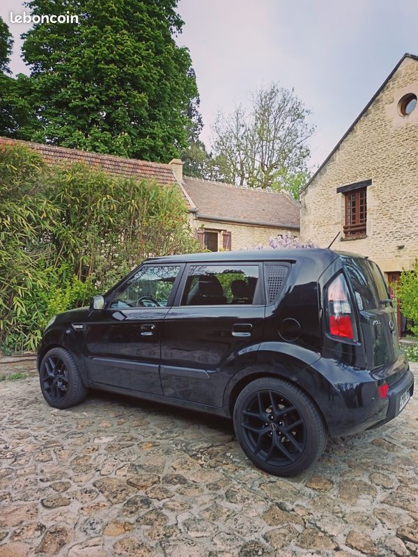 Kia soul (image 2)