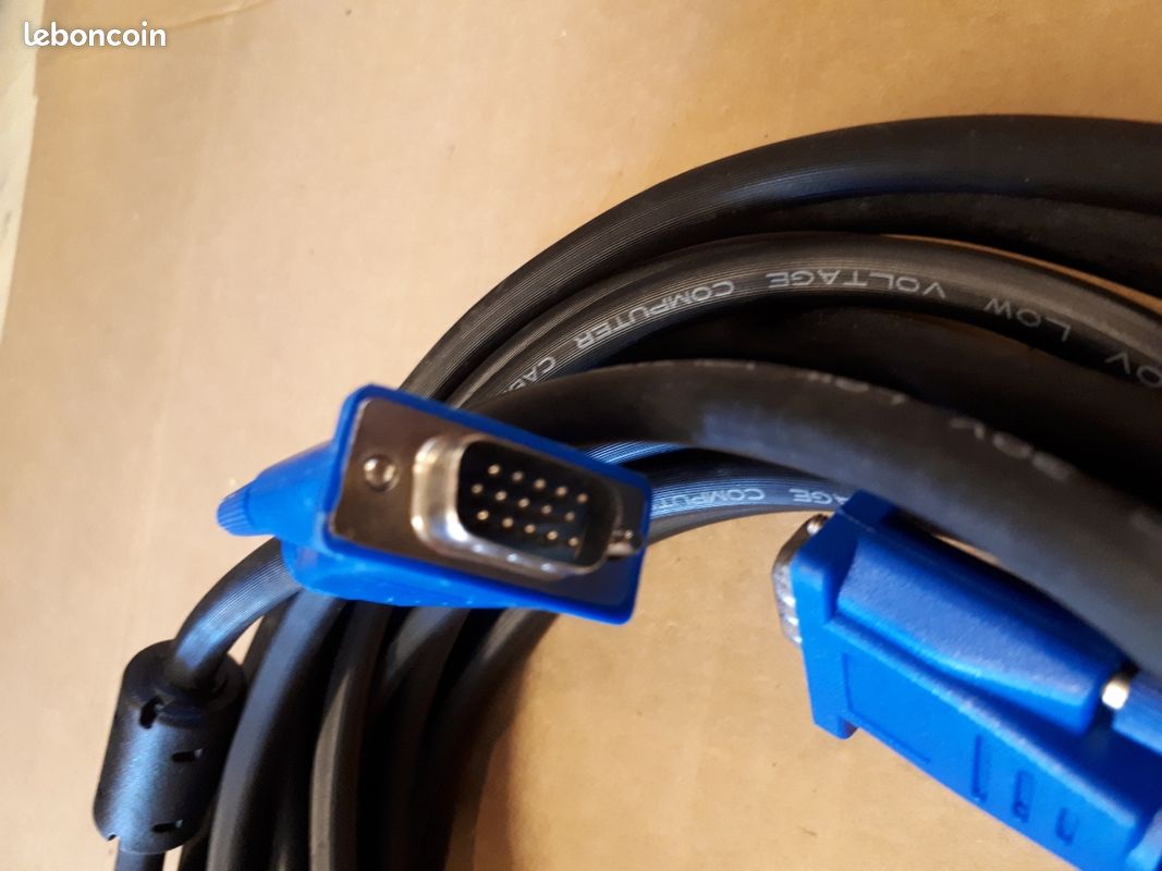 Cable VGA 10 m (image 1)
