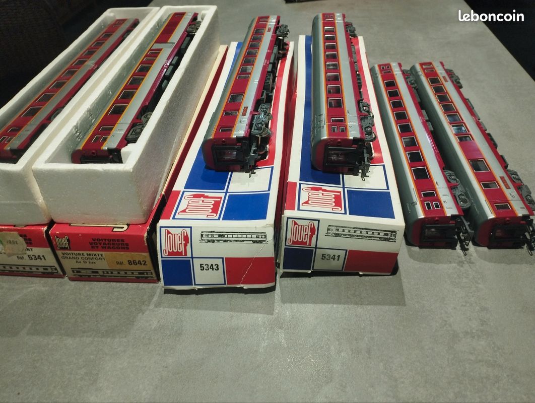 Gros Lot De Wagons Jouef HO, Voitures Voyageurs Vintage Pour Train Miniature