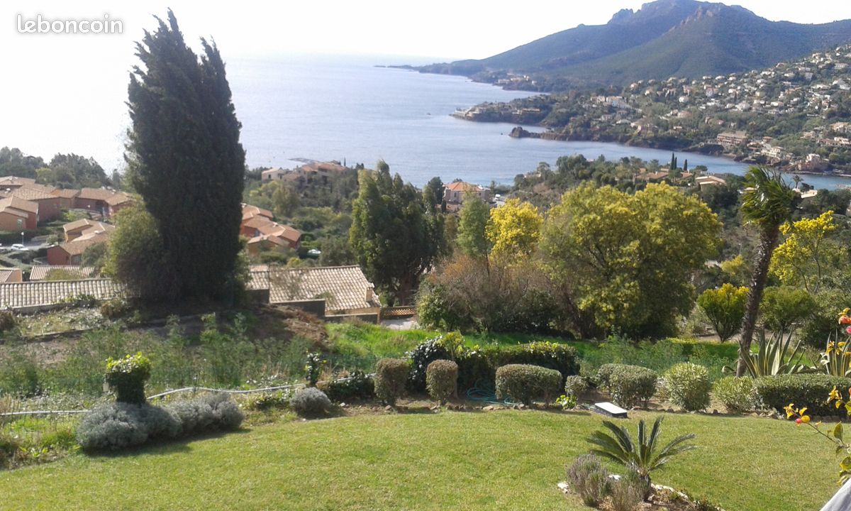F2 tout confort vue panoramique mer splendide à Théoule s/ Mer (image 2)