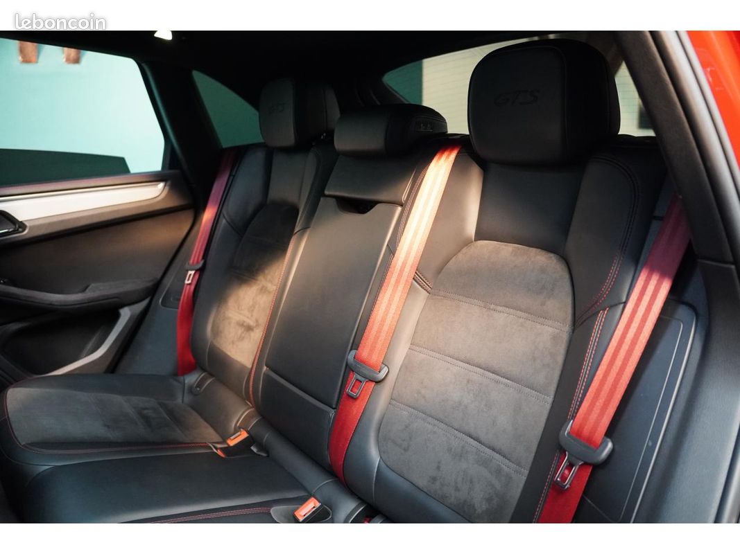 PORSCHE MACAN GTS 3.0i V6 360CV PDK - Toit ouvrant - Carmin - Bose (image 11)