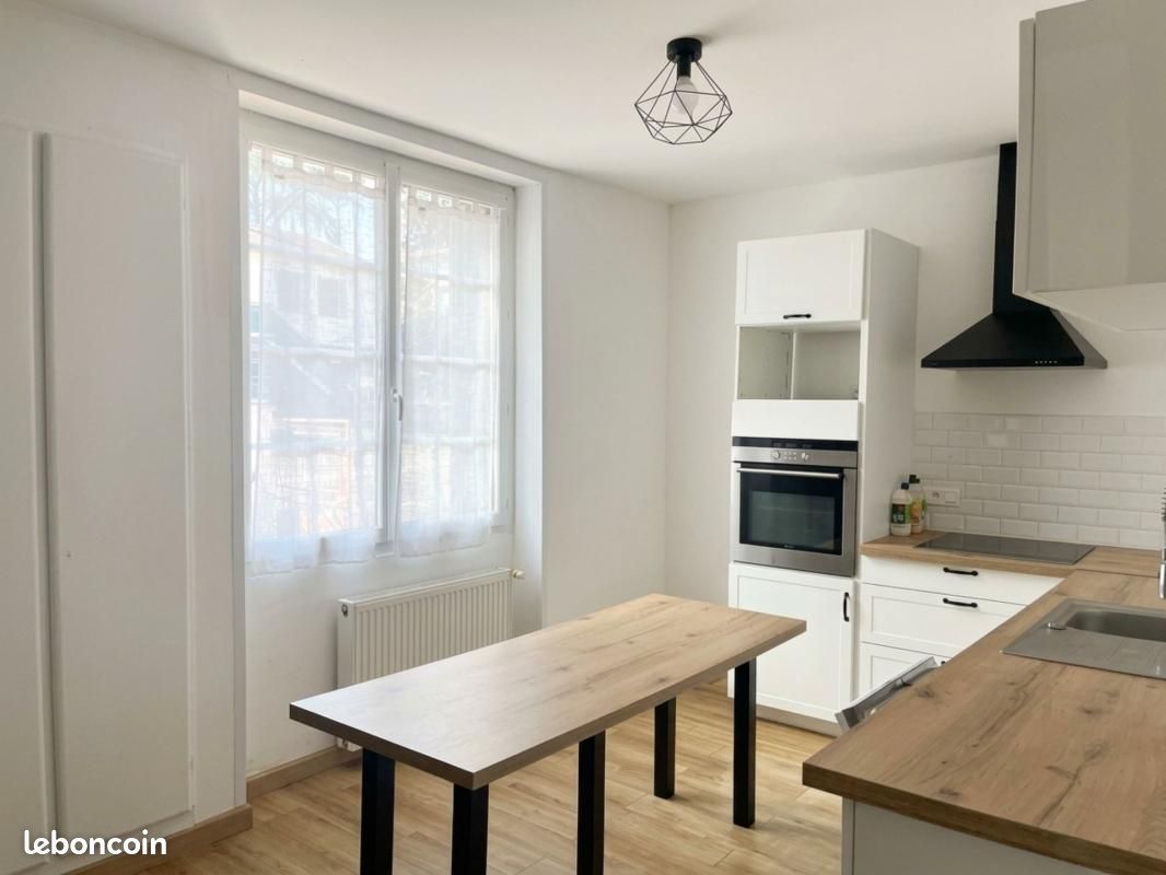 Maison 7 pièces 115 m² · à Ruelle-sur-Touvre · 115 m² · 192 240 €