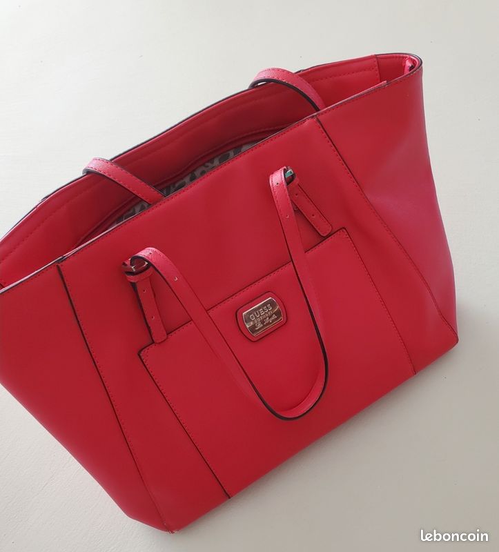 👜 Sac cabas GUESS rouge – intérieur léopard 🐆 (image 1)