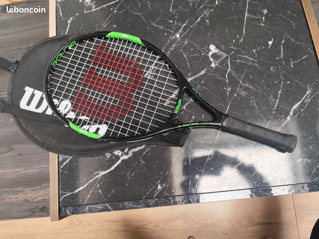 Raquette de tennis Wilson Blade Team Junior 23 + housse (image 1)