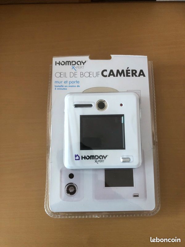Camera œil de bœuf (image 1)