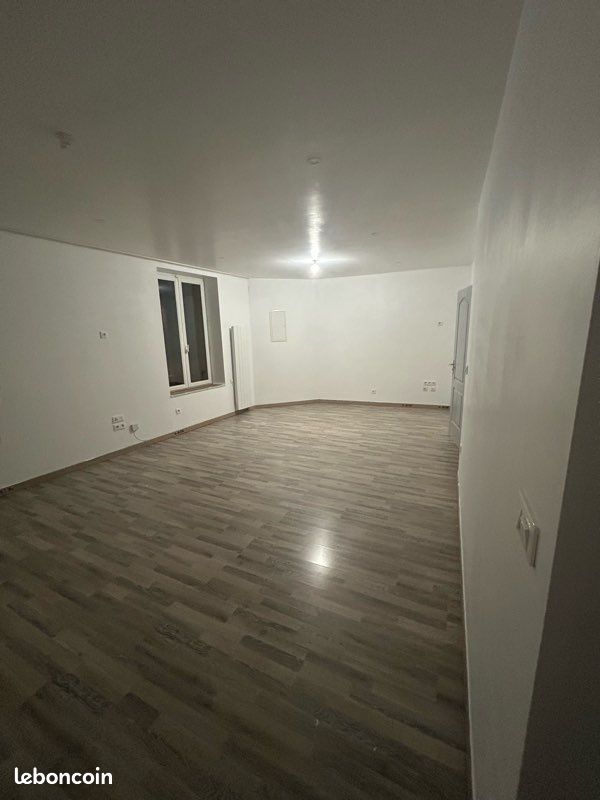 Appartement 2 pièces 80 m² · à Pont-À-Mousson · 80 m² · 700 €/mois