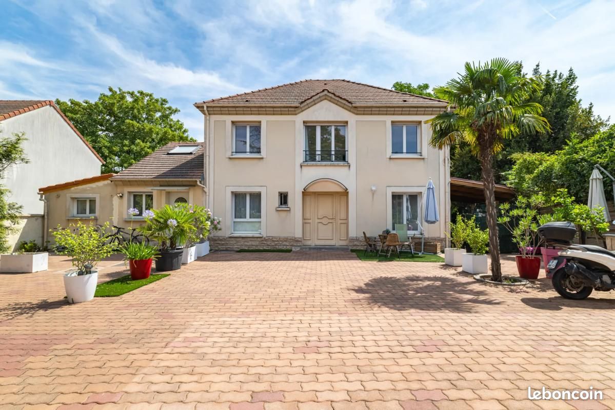 Maison 5 pièces 170 m² · à Argenteuil · 170 m² · 695 000 €